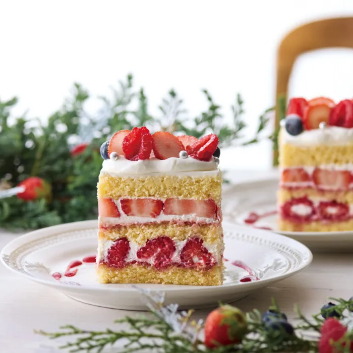 フレッシュフルーツショートケーキ ベリーベリー（お茶付き）