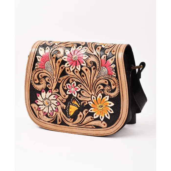 型押しペイントレザーショルダーバッグ