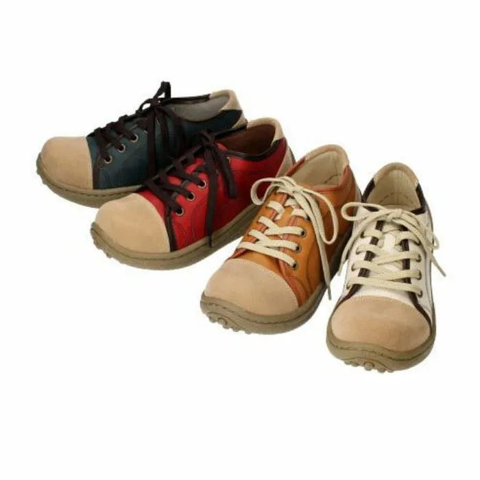 ポルカスニーカー