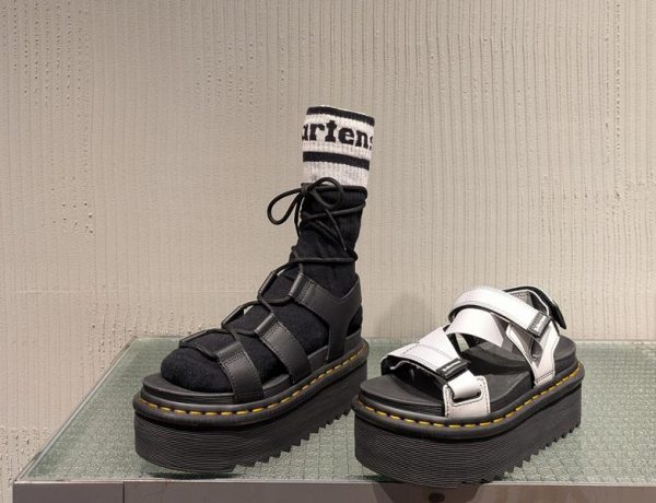 Dr.Martens ドクターマーチン 国内正規品 サンダル QUAD
